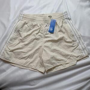 Adidas Original Classic Wonder  Sprinter Shorts Size Men’s Large ( Item 24)